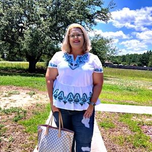 Meet your Posher, Sabrina